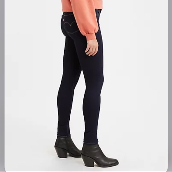 Levi’s 710 Super Skinny Ankle Zippers - Picture 3 of 14